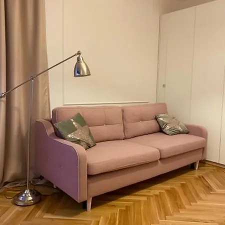 Apartament W Srodmiesciu Warszawy 400m Bulwary Warszawskie I Plac Trzech Krzyzy *