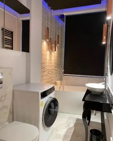 Apartament W Srodmiesciu Warszawy 400m Bulwary Warszawskie I Plac Trzech Krzyzy